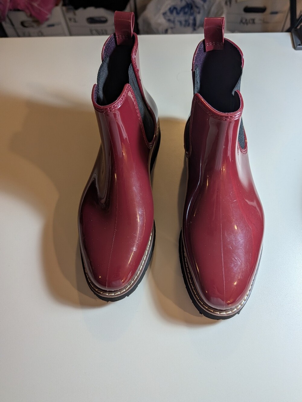 Cougar Kensington Burgundy Chelsea Rain Boots - Sleek Gloss Finish Size 9